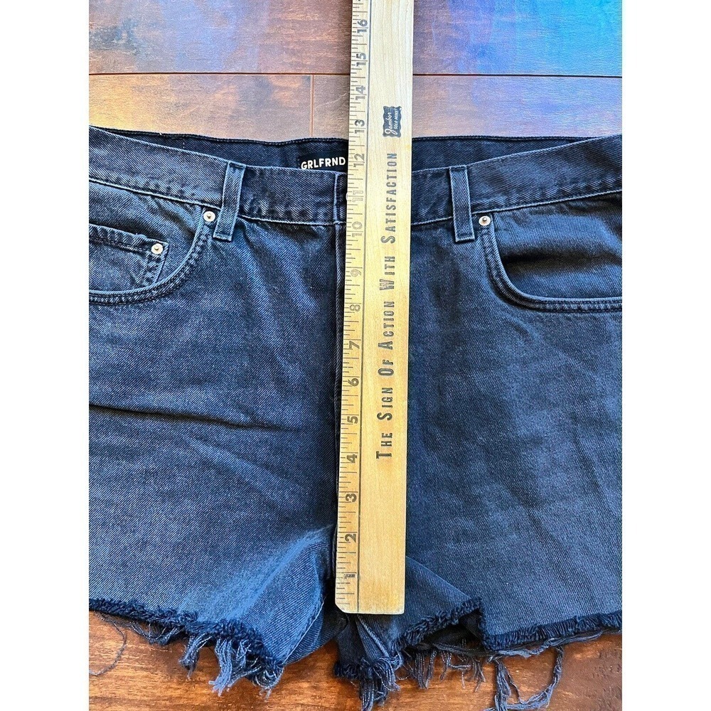 GRLFRND Black Washed Cut Off High Rise Summer Festival Short Size 31 - Picture 5 of 8